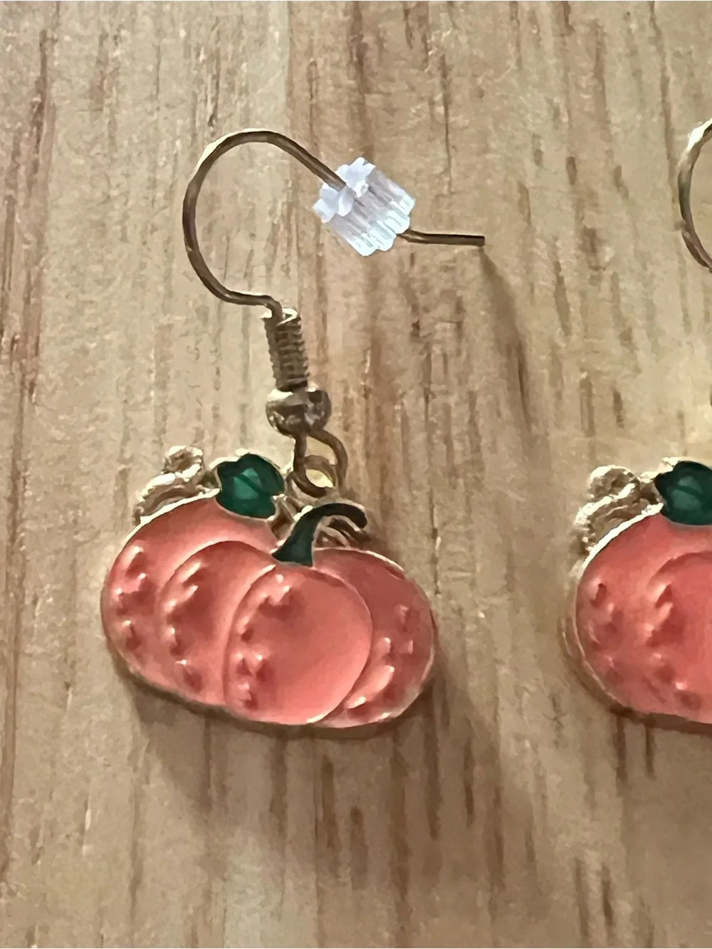 Gold-Tone Orange Pumpkin Drop Earrings - Unbranded 1/2” E206